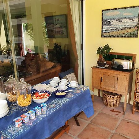 On Pinewood Guest House Ciudad del Cabo Exterior foto