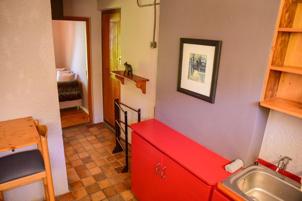 On Pinewood Guest House Ciudad del Cabo Exterior foto