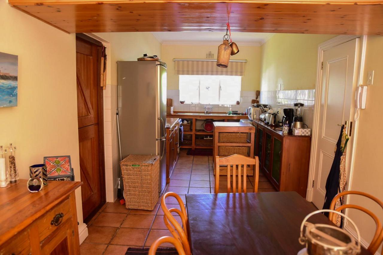 On Pinewood Guest House Ciudad del Cabo Exterior foto